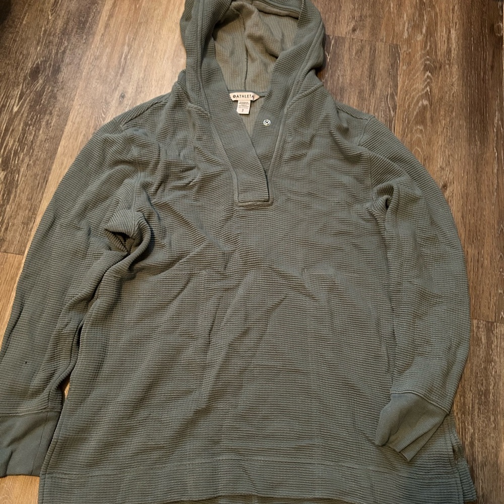 athleta green/blue sweatshirt with buttons and hood